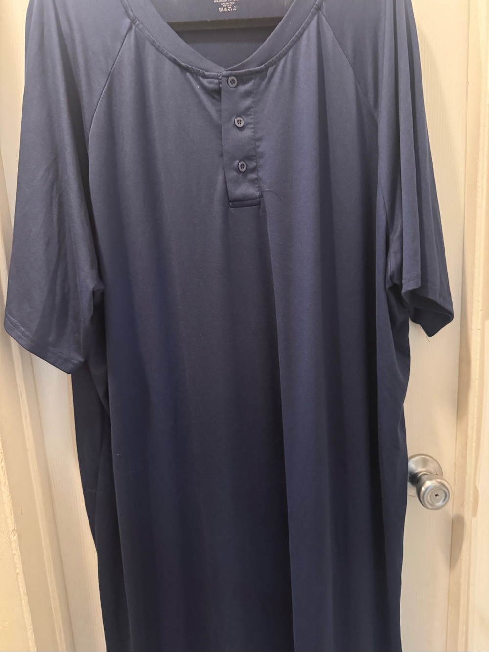 Men's Navy Short-Sleeve Henley Shirt